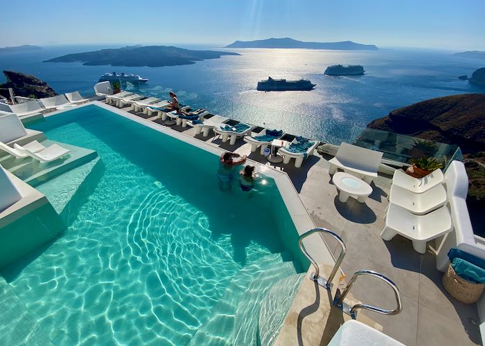 5-star hotel in Greece with infinity pool and view.