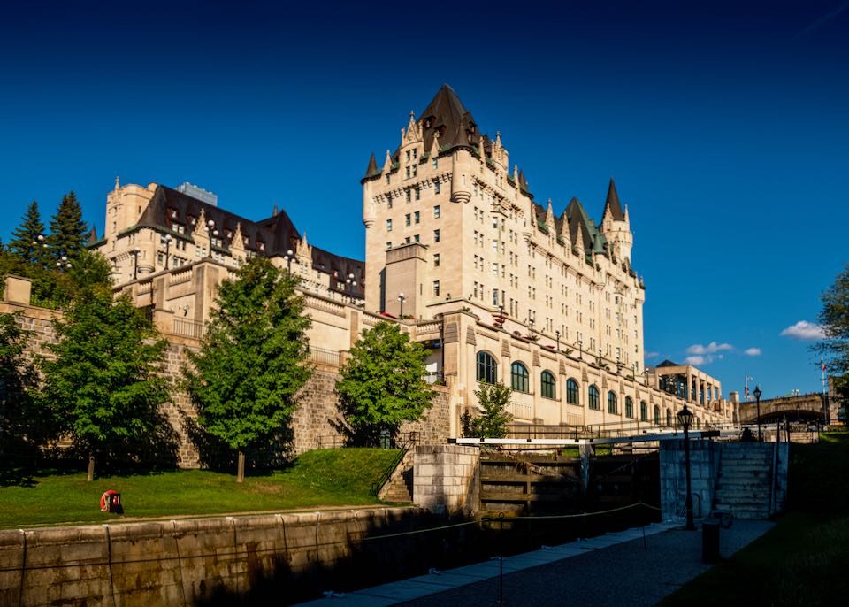 Best luxury hotel in Ottawa, Canada.
