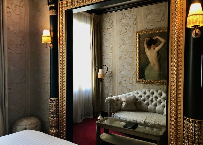 Best boutique hotel in Paris.