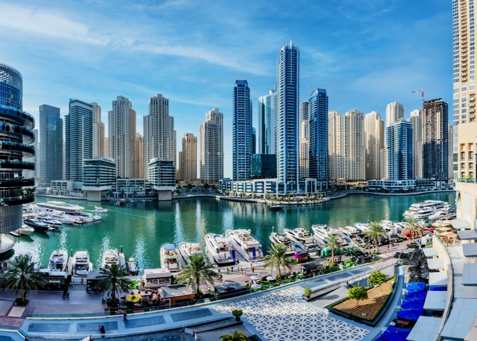 Best place to stay in Dubai Marina.