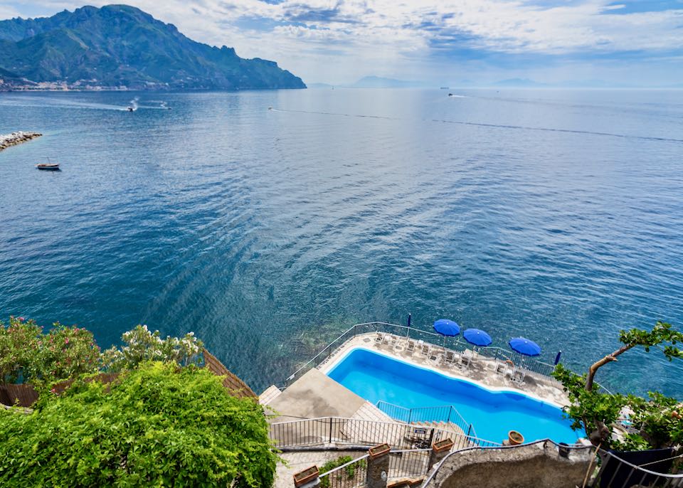 Hotel with view in Amalfi.