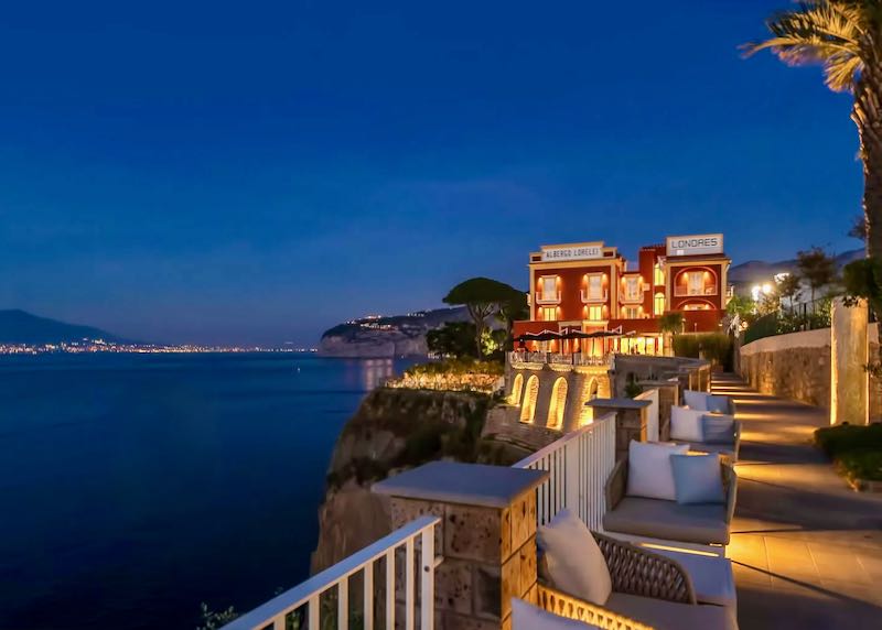 Best 5-star hotel in Sorrento.