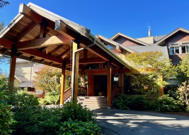 13 BEST HOTELS In Tofino, BC - Where To Stay