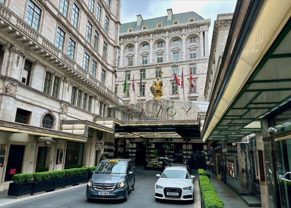 Best luxury hotel in London. 
