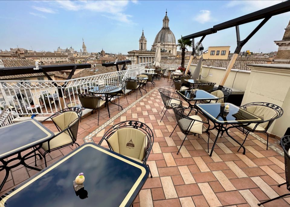 Best place to stay in Historic Center of Rome.