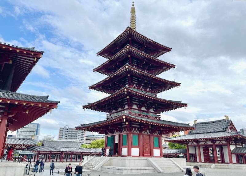 A five-story pagoda sits in the middle of Shitennō-ji Temple.