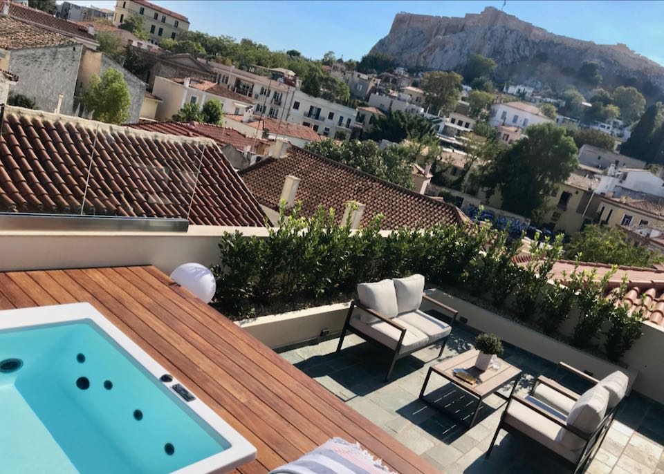 Hotel with plunge pool and view of Acropolis in Athens. 