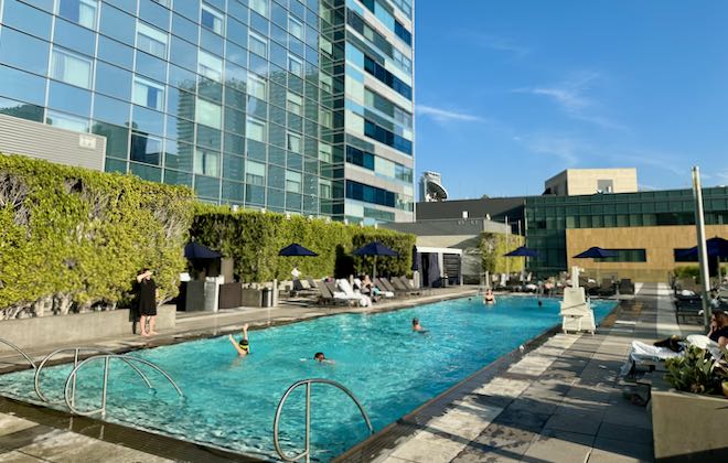 Hotel for families with pool in downtown L.A.