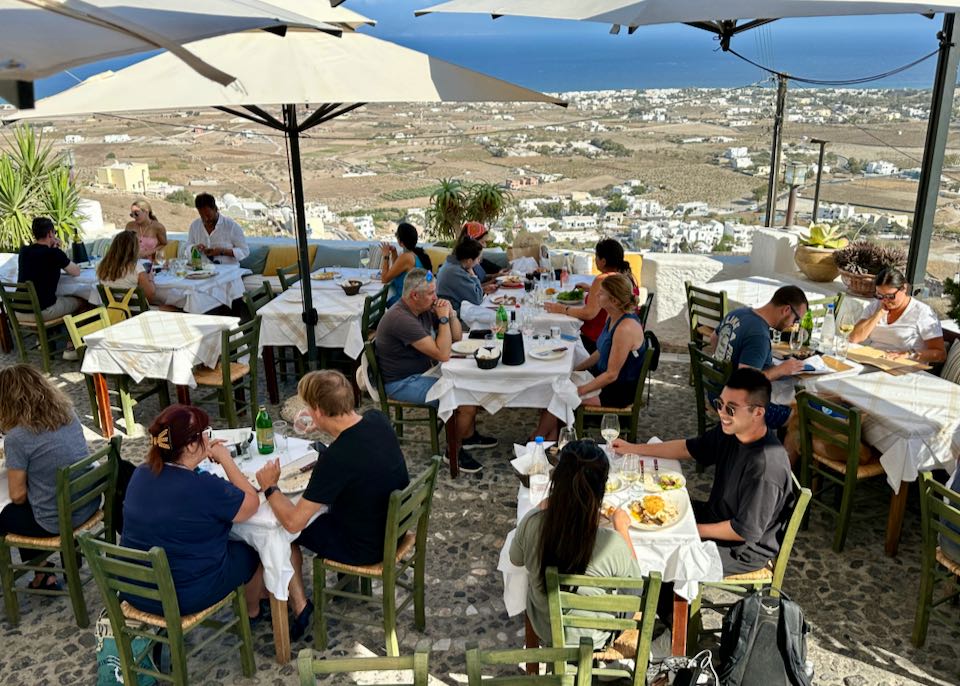 Best restaurant in Santorini for first-timer visitors.