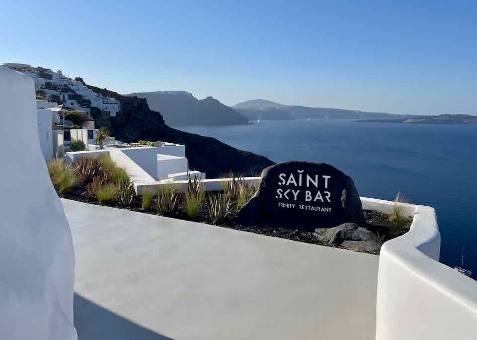 Restaurant in Oia.