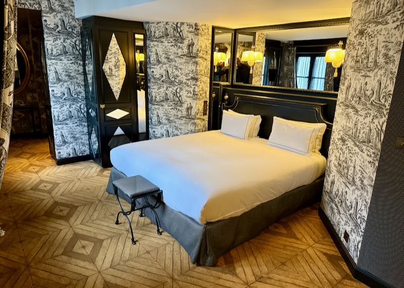 Boutique hotel in Marais of Paris. 