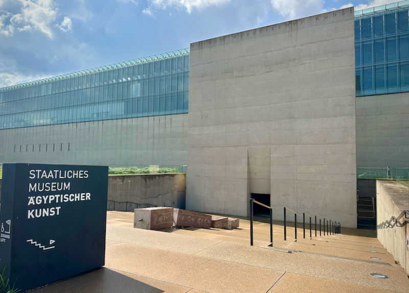 Exterior of a modern museum building in Munich