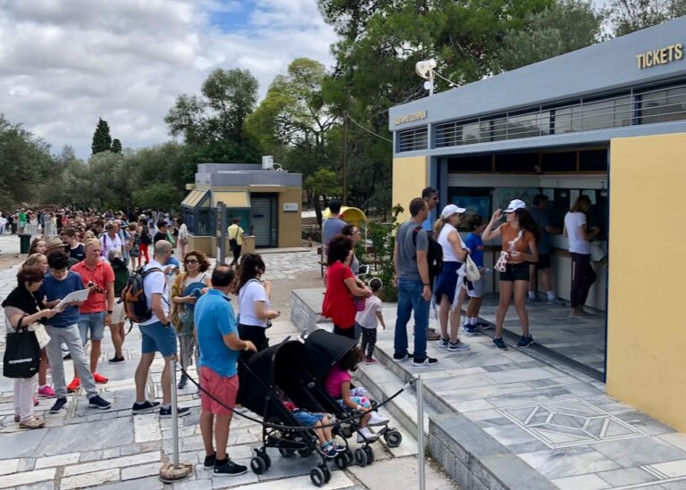 Greece in June - Pros and Cons