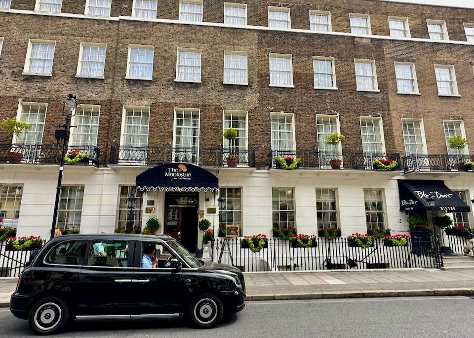 Boutique hotel for couples in London. 