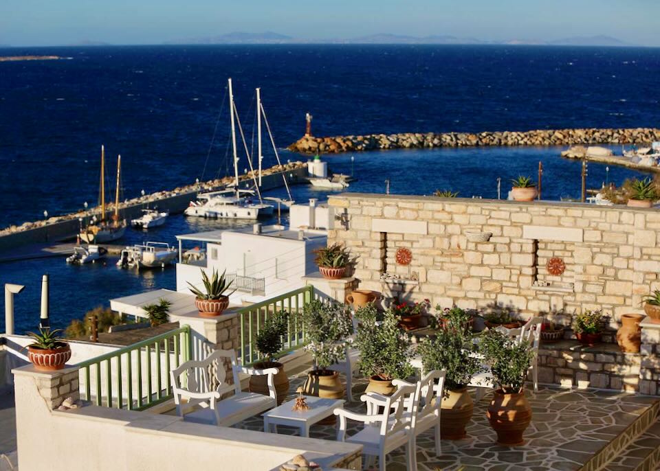 Cheap hotel in Naoussa, Paros.