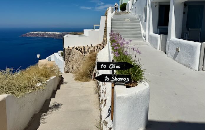Turn-off for Skaros Rock.