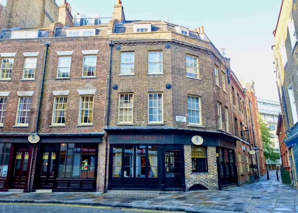 Hotel on Elizabeth Line from London Heathrow.