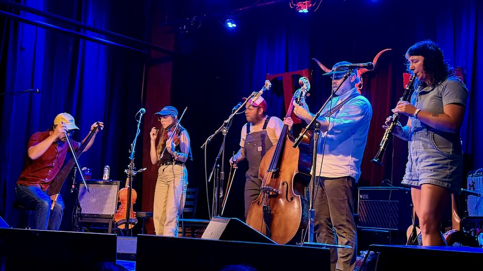 Horse Feathers in concert.