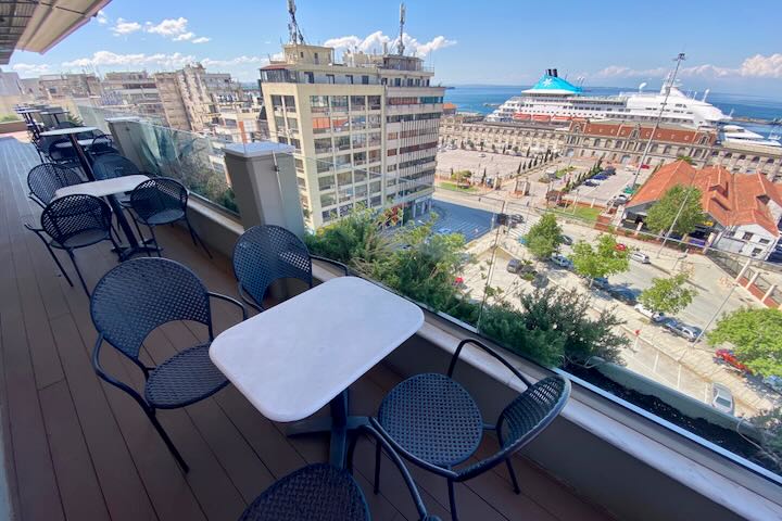 Thessaloniki hotel with view and near cruise port.