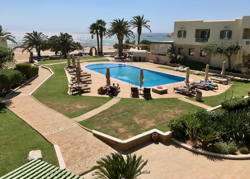 Naxos beach hotel in remote location.