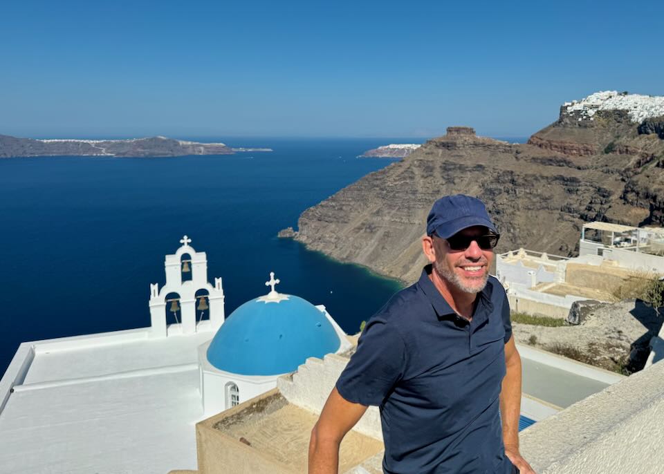 Santorini Dave in Firostefani, Santorini.